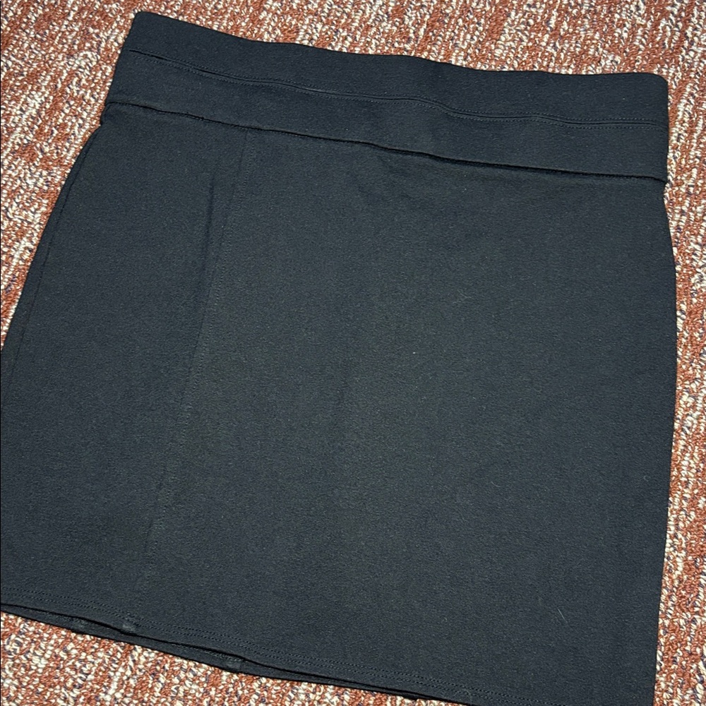 Helmut by Helmut Lang black stretch pull on structured mini skirt women’s S